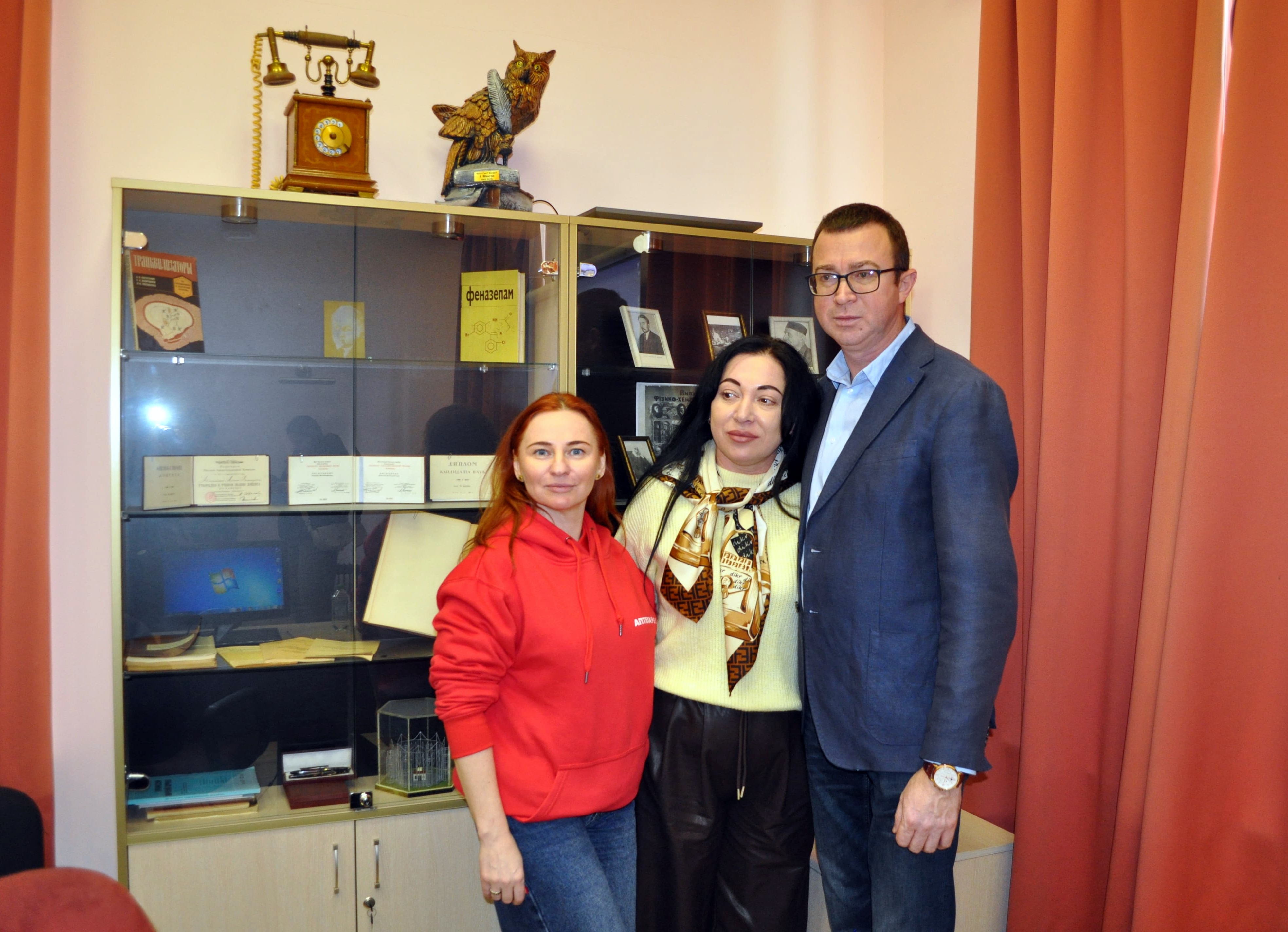 title_695872b03e9ca12599617181767404208